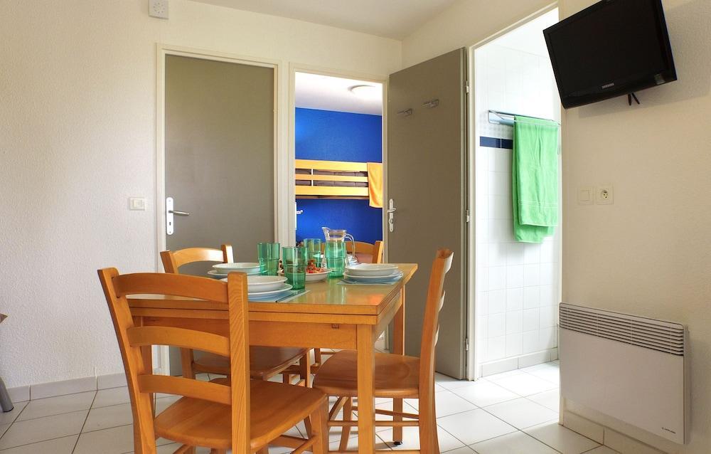 Vvf Port-la-nouvelle Corbieres Holiday park 3*