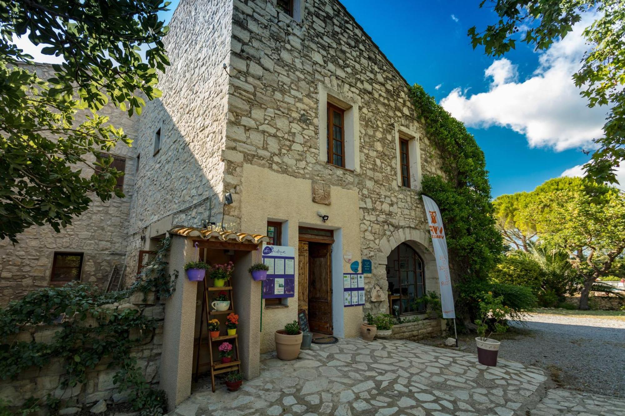 Holiday park Vvf Port-la-nouvelle Corbieres 3*